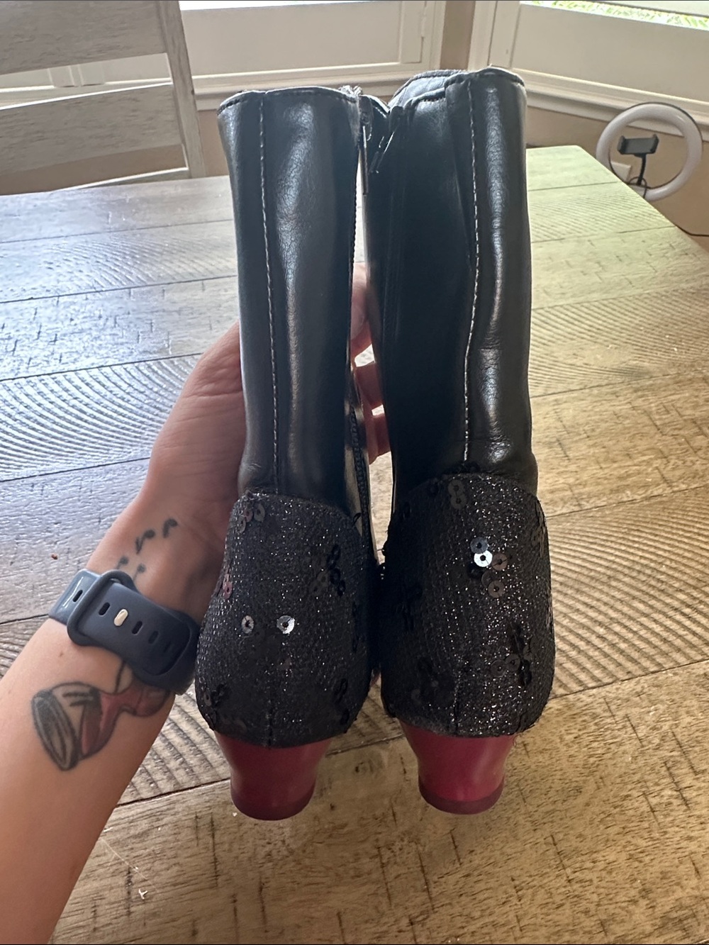 Disney Frozen Anna Boots size 9/10 - Picture 5 of 8
